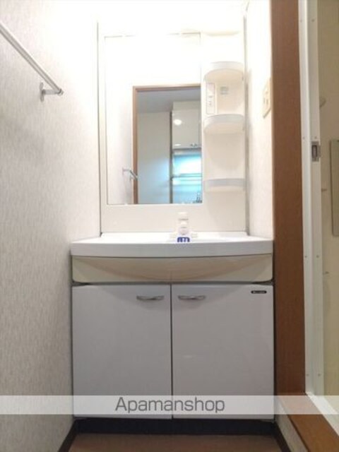 和歌山県和歌山市鷹匠町４丁目[1K/27m2]の洗面所