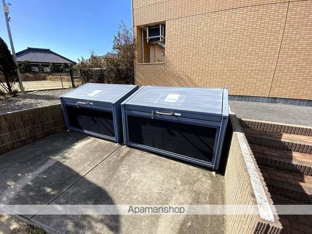 apartment 茨城県鹿嶋市旭ケ丘２丁目6-1
地図を見る