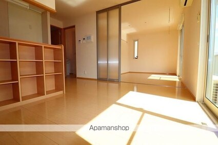 アースウィン　Ｂ[2DK/54.12m2]のリビング・居間