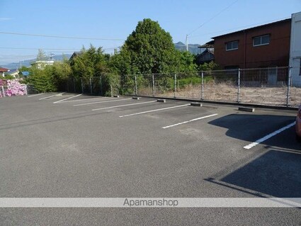 エクセランス[1K/33.06m2]の駐車場1