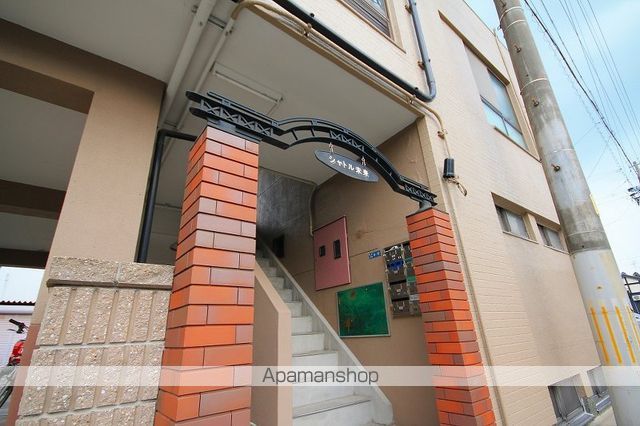 シャトル未来の玄関写真