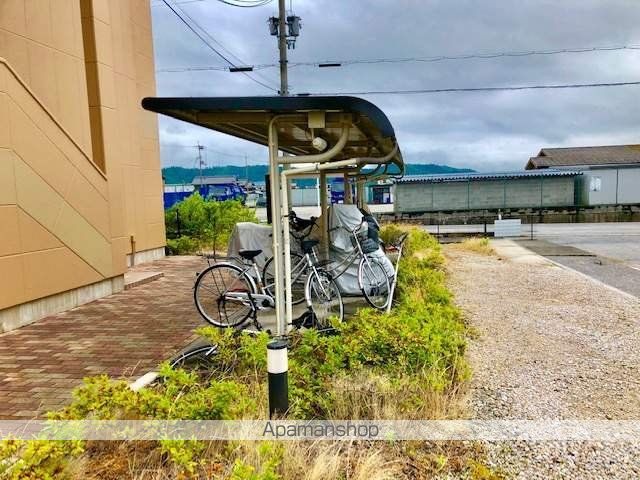 アビエスIIの玄関写真