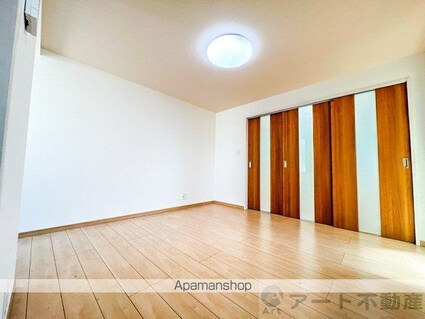 メゾン立花[1LDK/29.8m2]の内装3