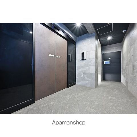 HIGH RESIDENCE YAMAHANAの玄関写真
