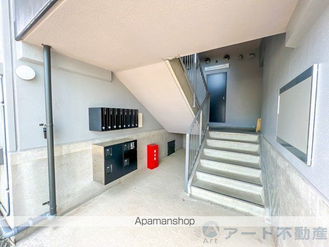 K’SB山越IIの玄関写真
