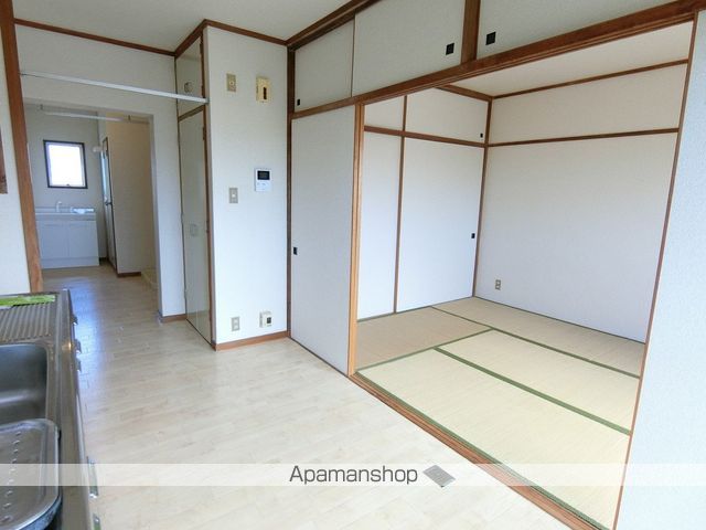 エレガンス門池の内装写真
