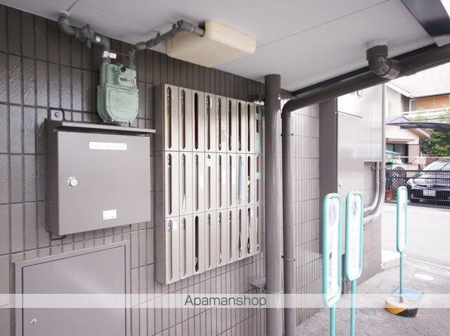 メゾンドール豊寿荘の玄関写真