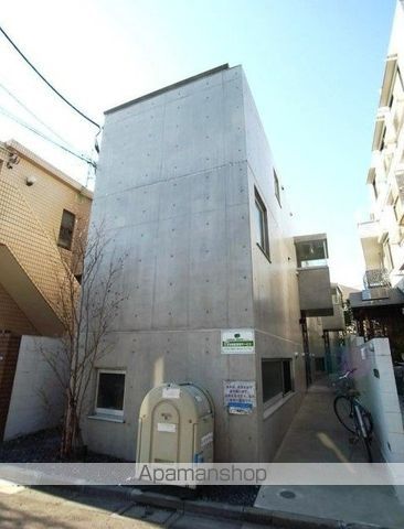 ナイン目白の外観写真