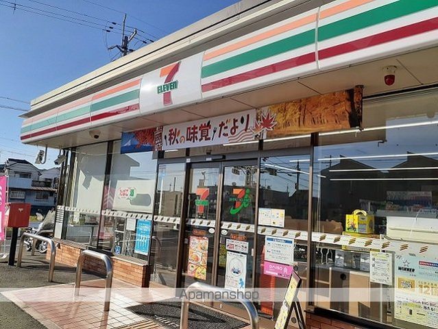 シャン・ノール XIIの周辺写真