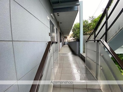 メゾンクラスター[2LDK/48m2]の共用部3