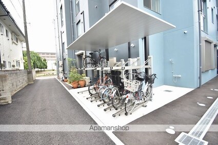 レジーナコート上杉[3LDK/108.23m2]の共用部