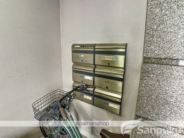シャイングレード岩田の内装写真