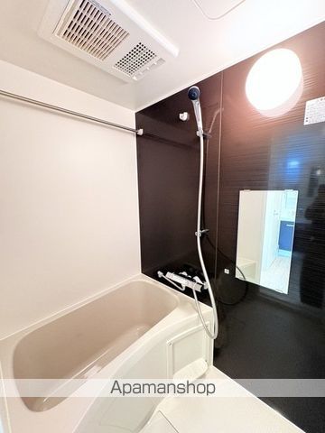 GRIP蓮根の内装写真
