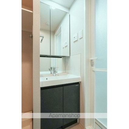 コンフォリア・リヴ品川戸越[1DK/25.36m2]の洗面所