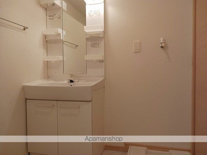 サン・ビレッジ・西方　Ⅱ[2DK/50.22m2]の洗面所