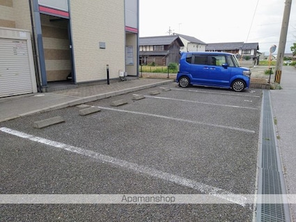 レオパレスＫ２[1K/23.18m2]の駐車場