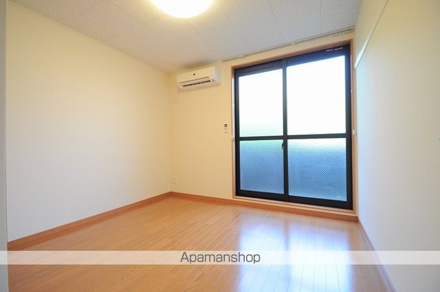 レオパレス拓亀島の内装写真
