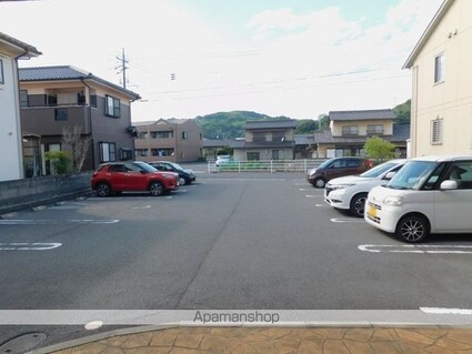 エルドラード　Ｂ棟[2LDK/53.76m2]の駐車場
