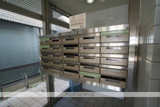 アビタシオンマキシマの玄関写真