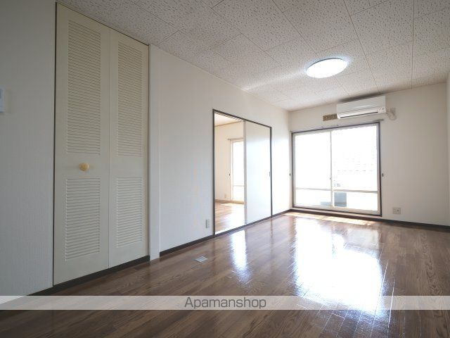 山陽コーポ豊成の内装写真