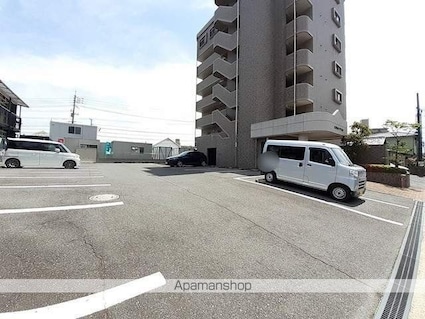 隅の浜ガーデンヒル[1K/25.5m2]の駐車場1