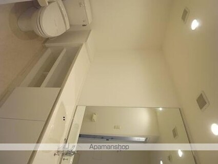 ラクラス田町[1LDK/35.42m2]の洗面所