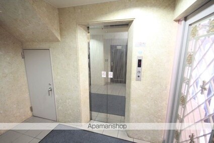 芦屋ビビッド十日市[1LDK/35m2]の共用部1