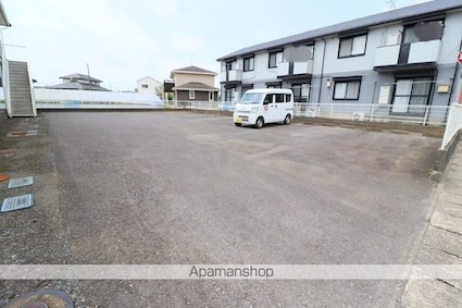 ライトハウス　Ⅲ[1K/26.71m2]の駐車場