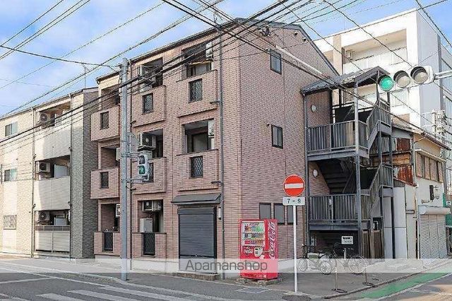 サンメルト高宮東の玄関写真