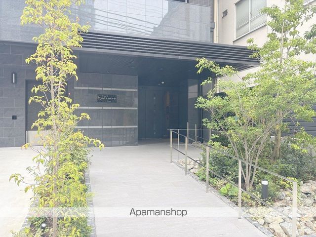 ウェルホームズ法円坂の玄関写真