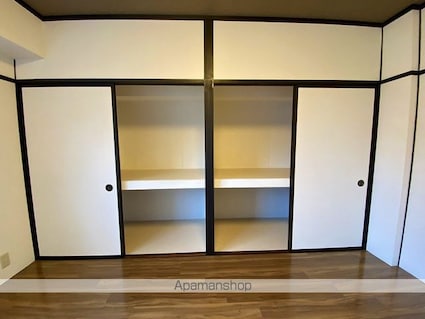 至民ハイツ[2LDK/66.31m2]の収納