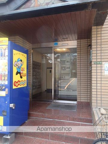 メルヘン新今里の玄関写真