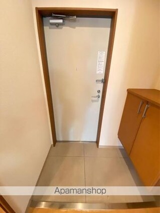 フォブール栗林南Ｂ[1LDK/41.54m2]の玄関