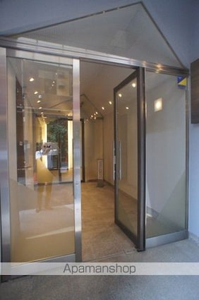 パークフロント西新宿[1R/20.46m2]のエントランス