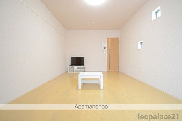クレイノ日吉原IIIの内装写真