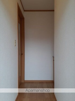 リバーストーンⅡ[1R/35.98m2]の玄関