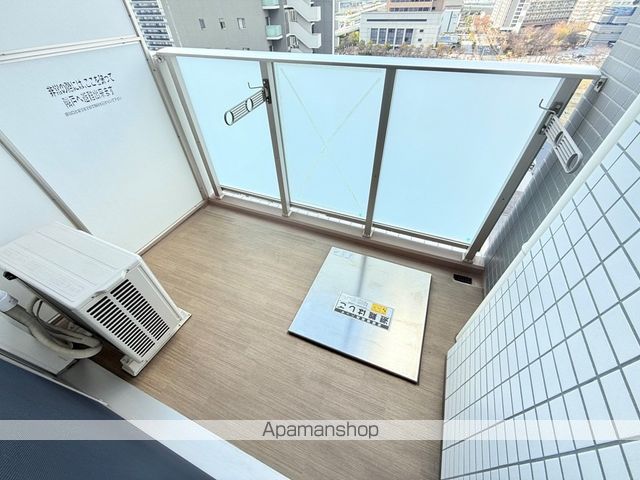LADOUCEUR荒本の内装写真