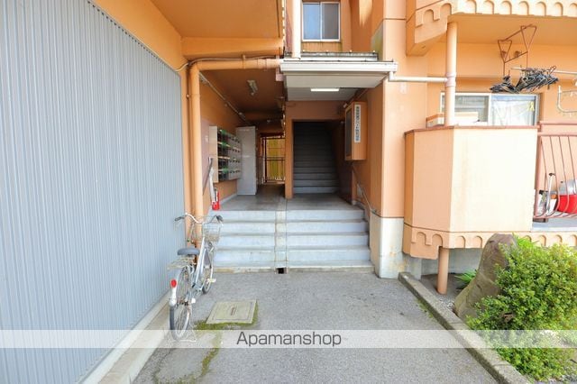 第一辻ビルの玄関写真
