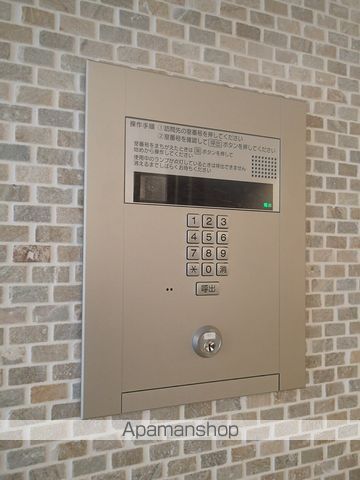 レジュールアッシュ天王寺堂ヶ芝の玄関写真