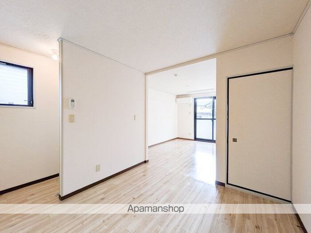 apartment 埼玉県吉川市吉川２丁目15-4
地図を見る