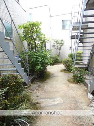 東京都中野区沼袋２丁目[1LDK/40.01m2]の共用部2
