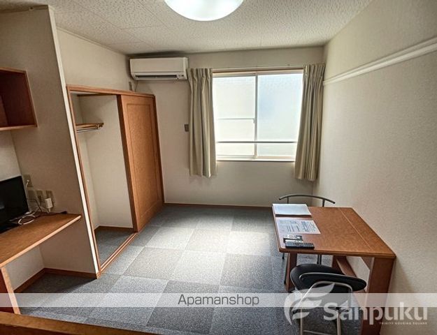 レオパレスユアーズIIの内装写真