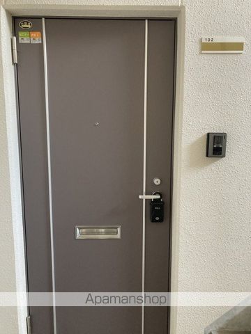 リヴェールの玄関写真