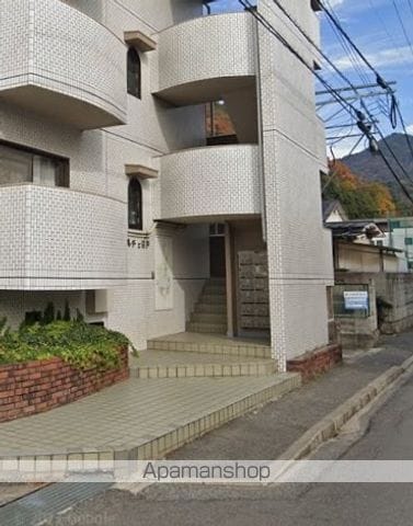 カルチェGPの玄関写真