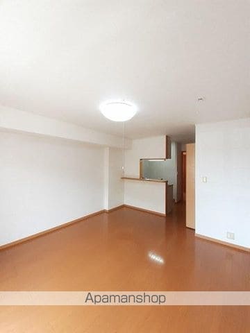ロイヤルスクウェア 一宮IIの内装写真