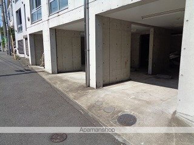 ＧＣ用賀[1R/25.25m2]の駐車場