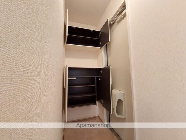 フラッターAの内装写真