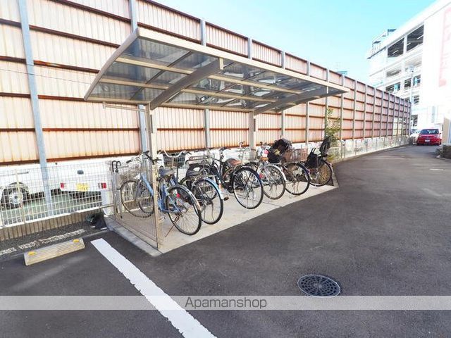 アンバサルの内装写真