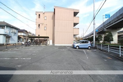 ビュー・セジュール[2LDK/56.51m2]の駐車場