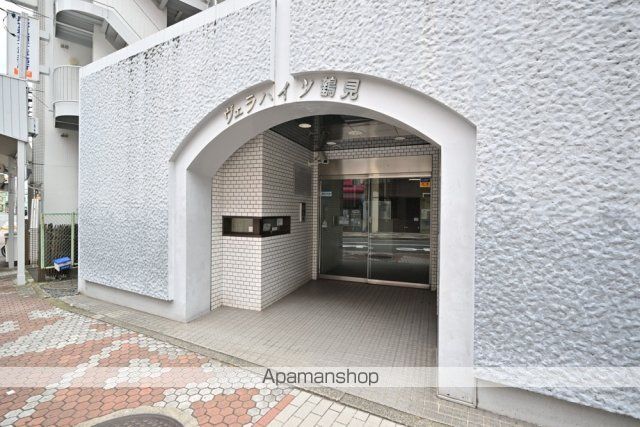 ヴェラハイツ鶴見の玄関写真